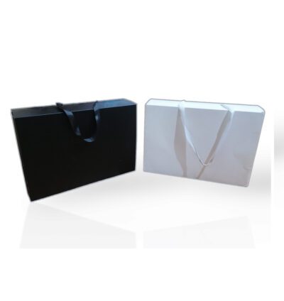 Flat Gift Drawer Boxes Made By 350Gram Thickness White Art Paper For Sweets, Gifts, And The Large Size Can Be Used For The Dress,T shirts, Abayas.(H10*39*27Cm)