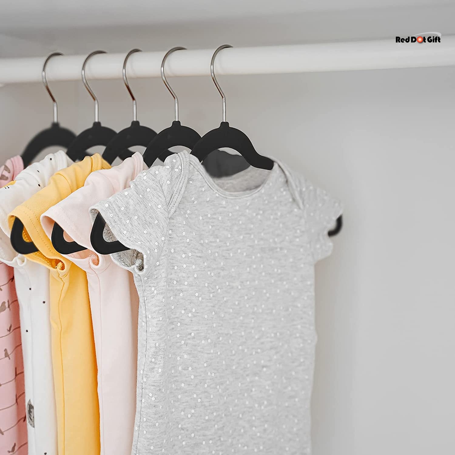 Velvet Kids & Babies Clothes Hanger Non Slip 360 Degrees Swivel Hook - –  Contarmarket