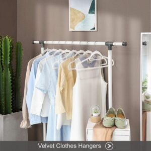 MIZGI Premium Velvet Hangers (50 Pack) Heavy Duty - Non Slip Felt Hangers -  Blush Pink - Rose Gold 360 Degree Swivel Hooks,Space Saving Clothes Hangers,Durable  Strong Hangers for Suits,Coats,Dress