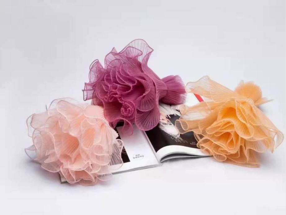 10Pcs of Flower Wrapping Mesh Paper Bouquet Floral Packaging Paper Wrinkled Wavy Net Yarn Valentine's Day Flower Shop Supplies Wedding Birthday Decoration.