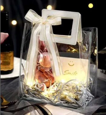 Clear Gift Bag with Handle, 4 Pcs Large Transparent PVC Gift Bag, Heavy  Duty Reusable Gift Wrap Bags for Bridal Party, Baby Shower, Wedding Favor